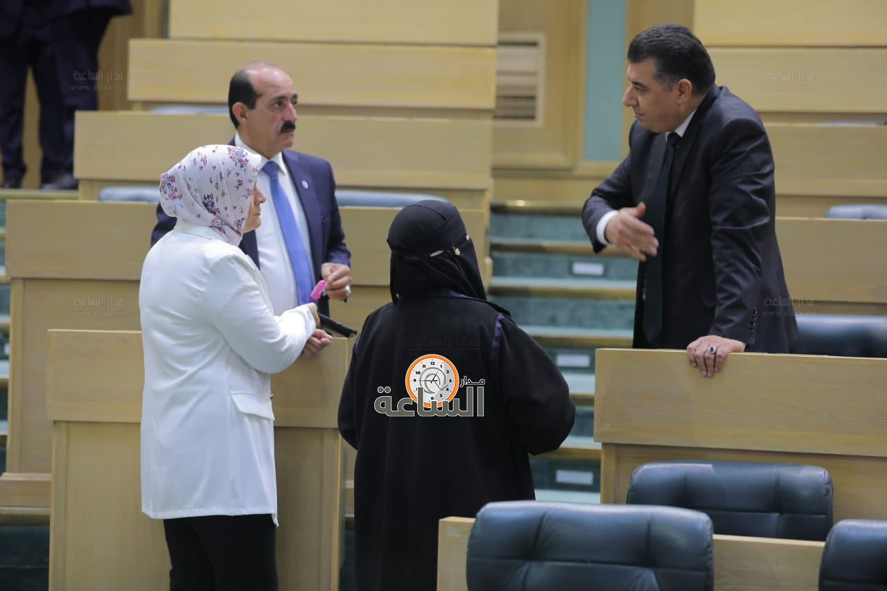 Madar Al-Saa Images 0.6954732418774456