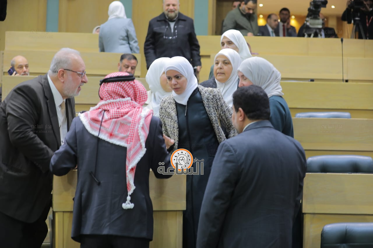 Madar Al-Saa Images 0.25453865031577116