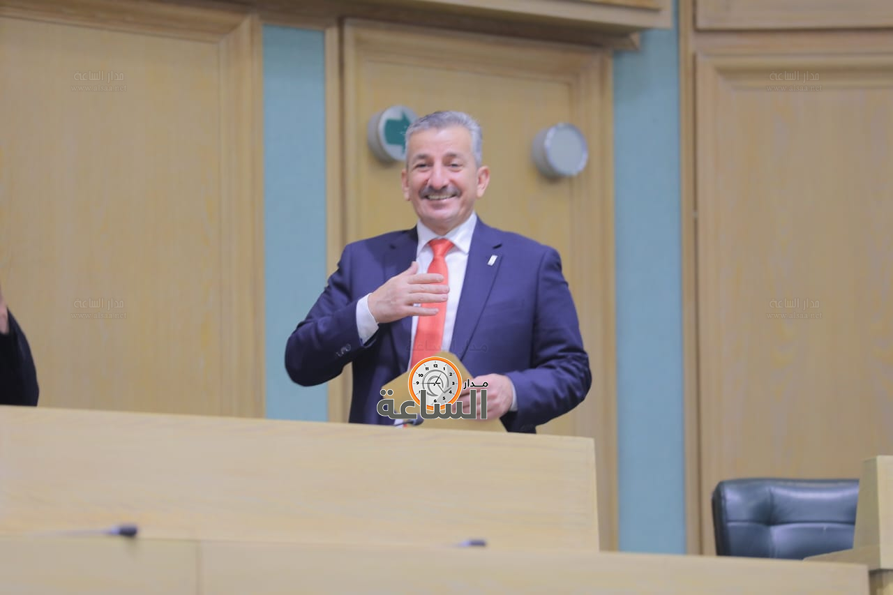 Madar Al-Saa Images 0.9821755681511359