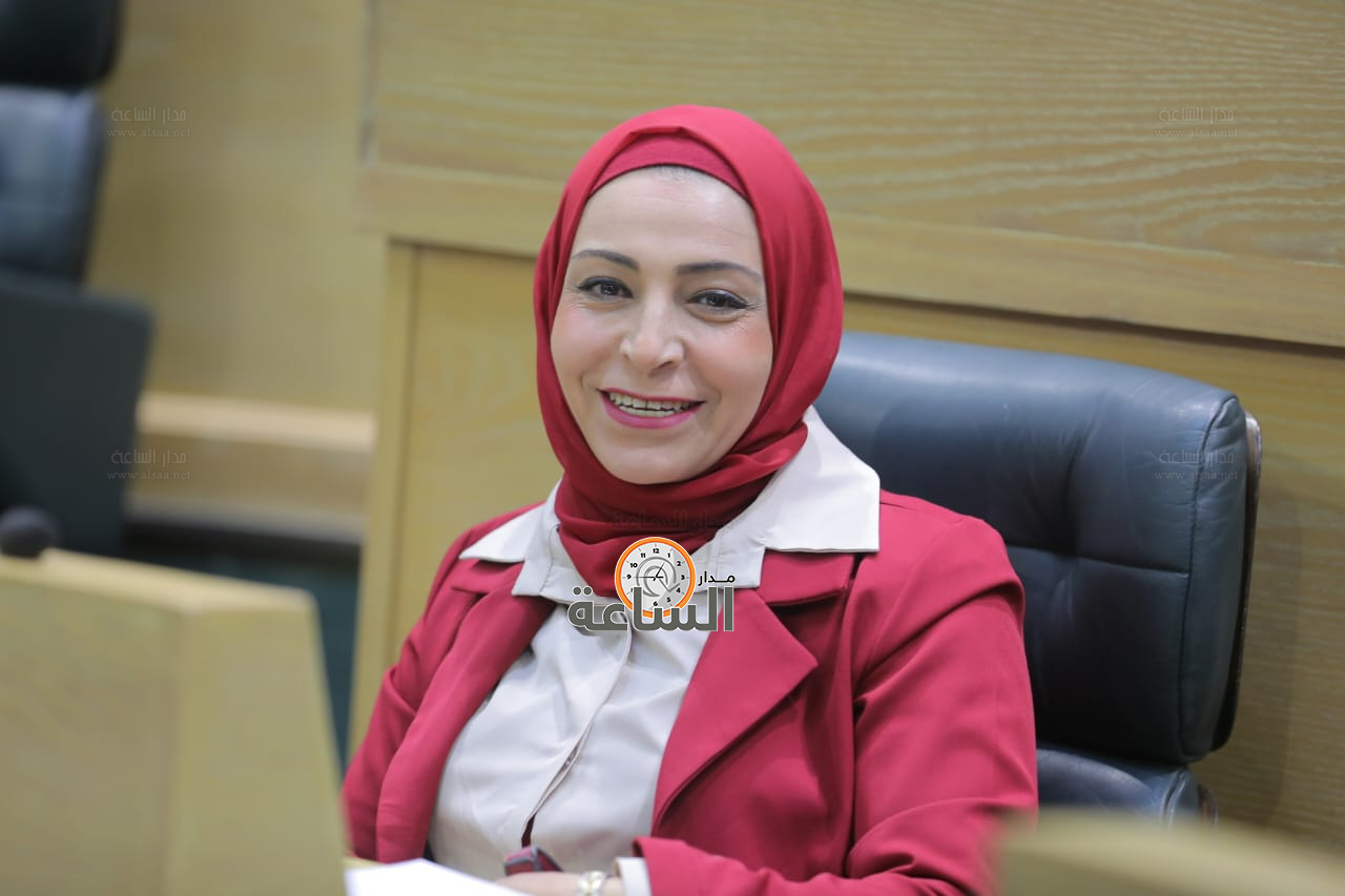 Madar Al-Saa Images 0.724033716878578