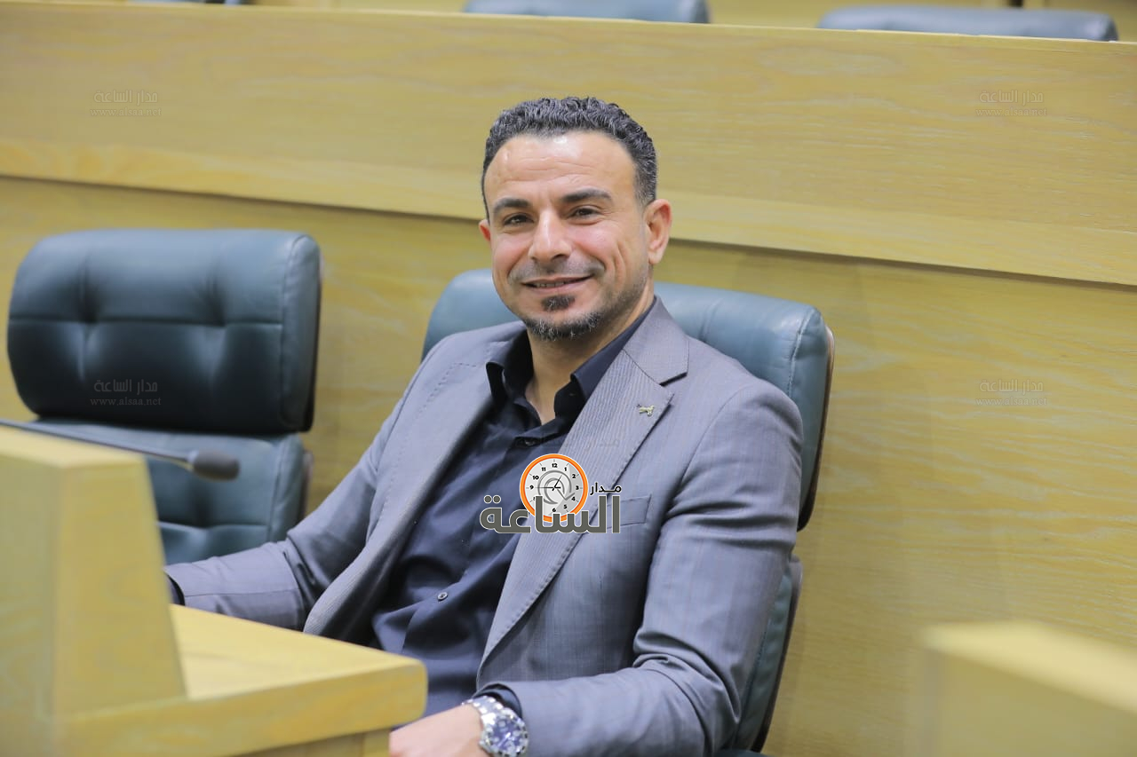 Madar Al-Saa Images 0.46153362883742677