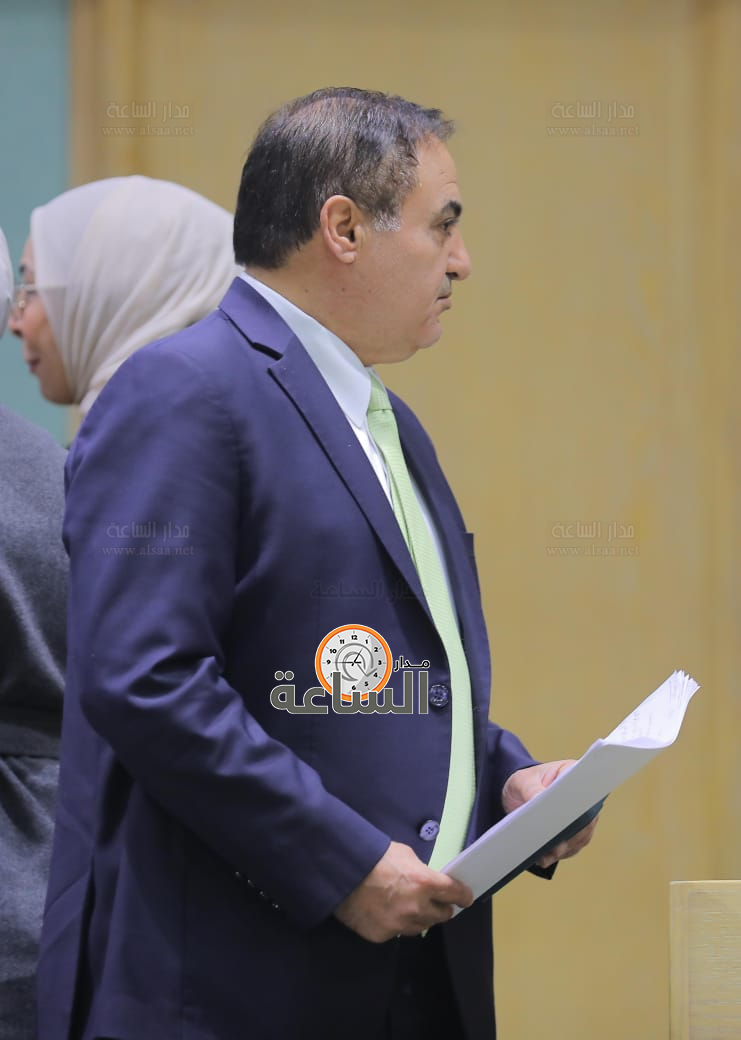 Madar Al-Saa Images 0.7877575271228705