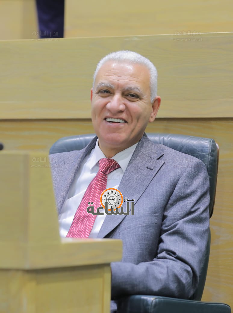 Madar Al-Saa Images 0.0012362688379750075