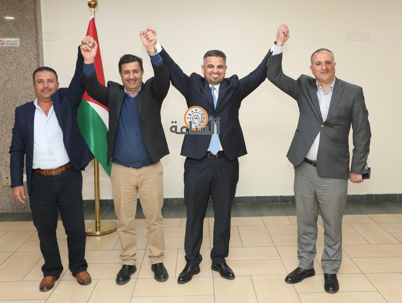 Madar Al-Saa Images 0.0034685329773016527