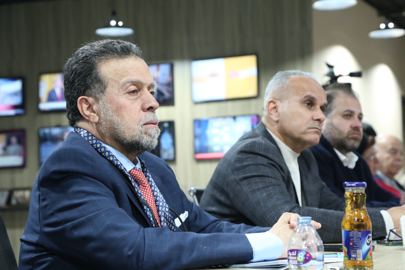 Madar Al-Saa Images 0.5607104658161843