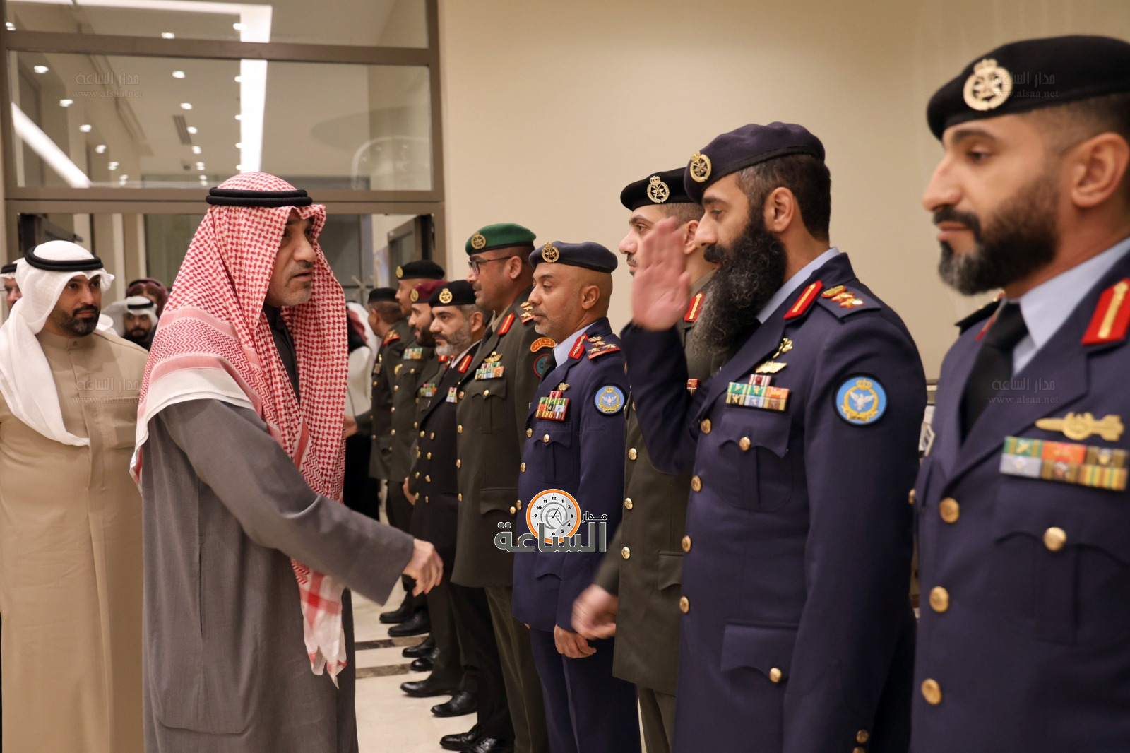 Madar Al-Saa Images 0.7454460029297789