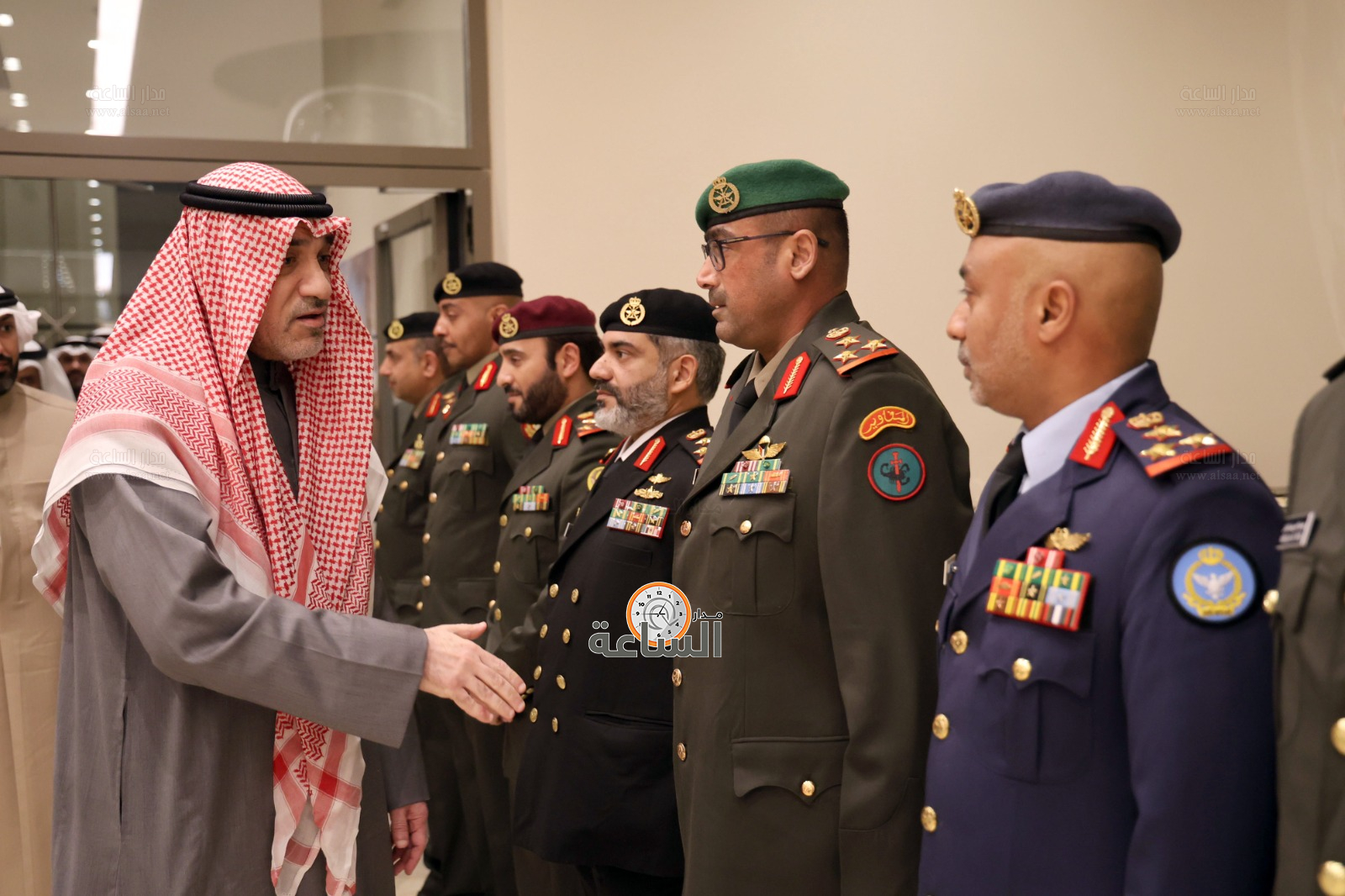 Madar Al-Saa Images 0.938527016386177