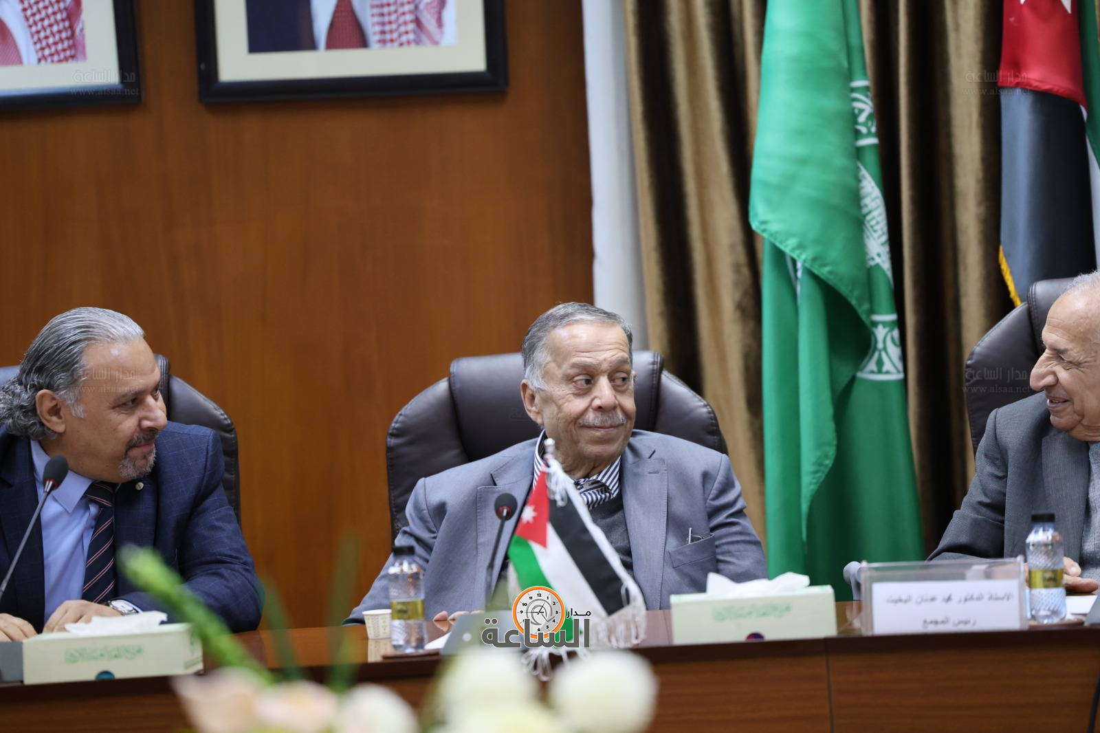 Madar Al-Saa Images 0.7187714666397649