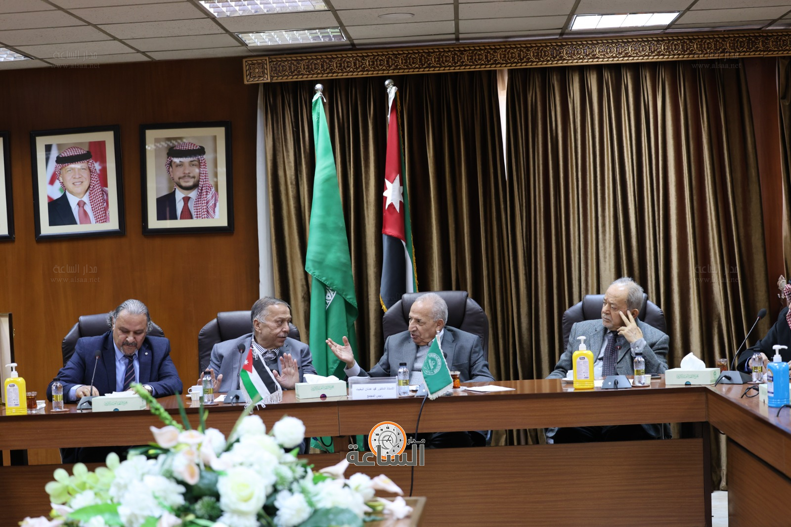 Madar Al-Saa Images 0.3416914642501785