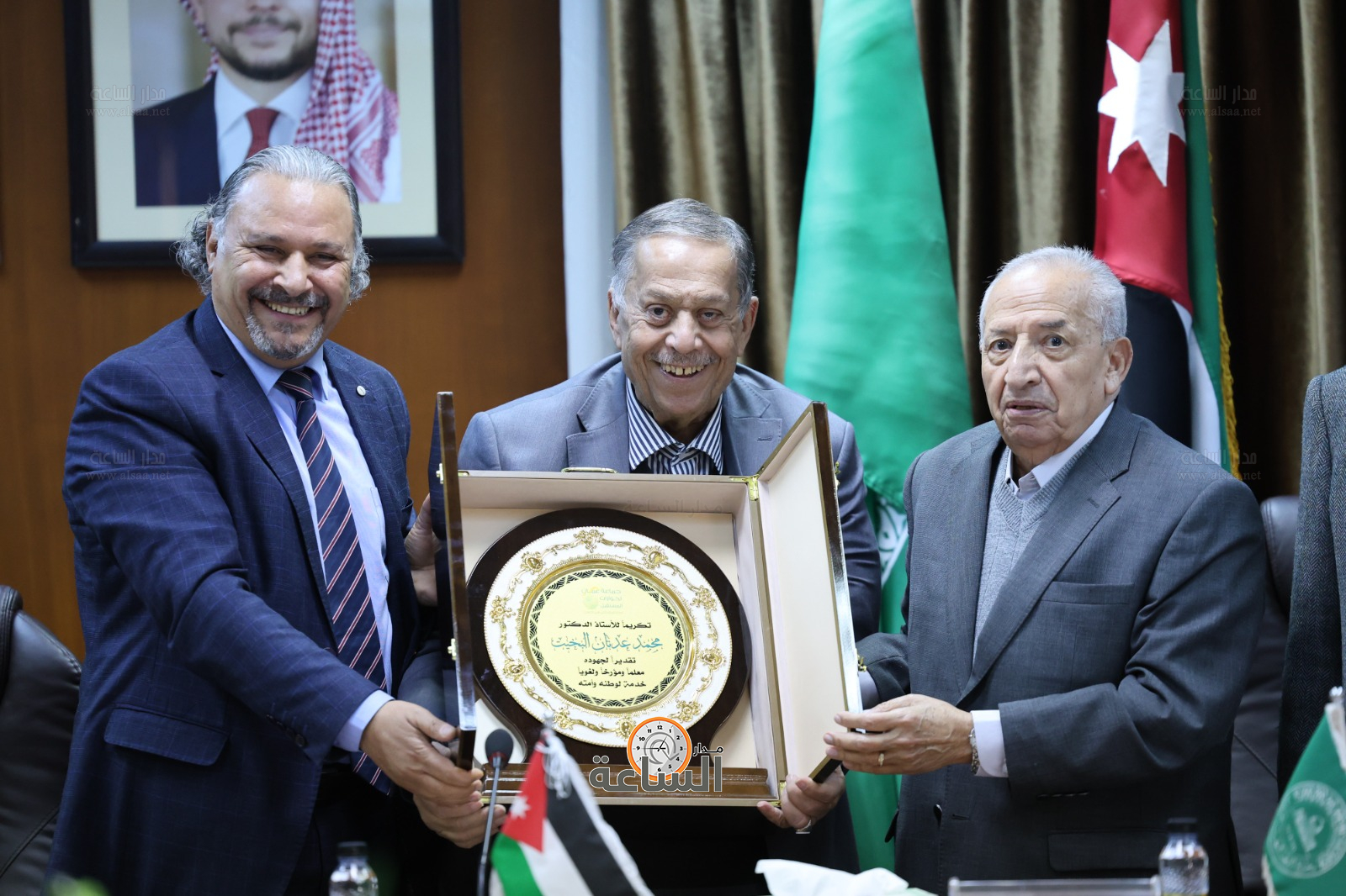 Madar Al-Saa Images 0.5446309643416565