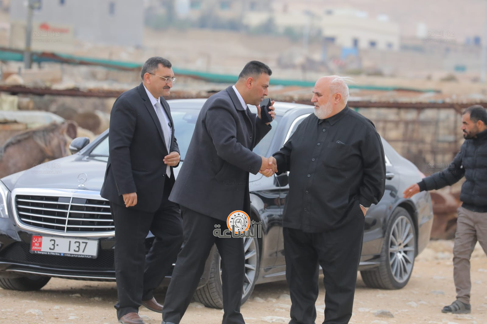 Madar Al-Saa Images 0.0017046112764289578