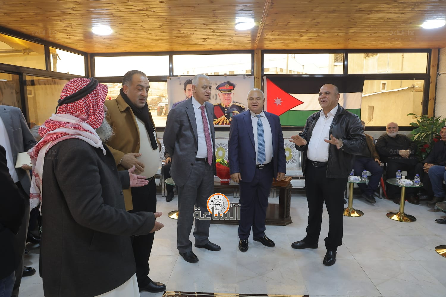 Madar Al-Saa Images 0.3678503453719253