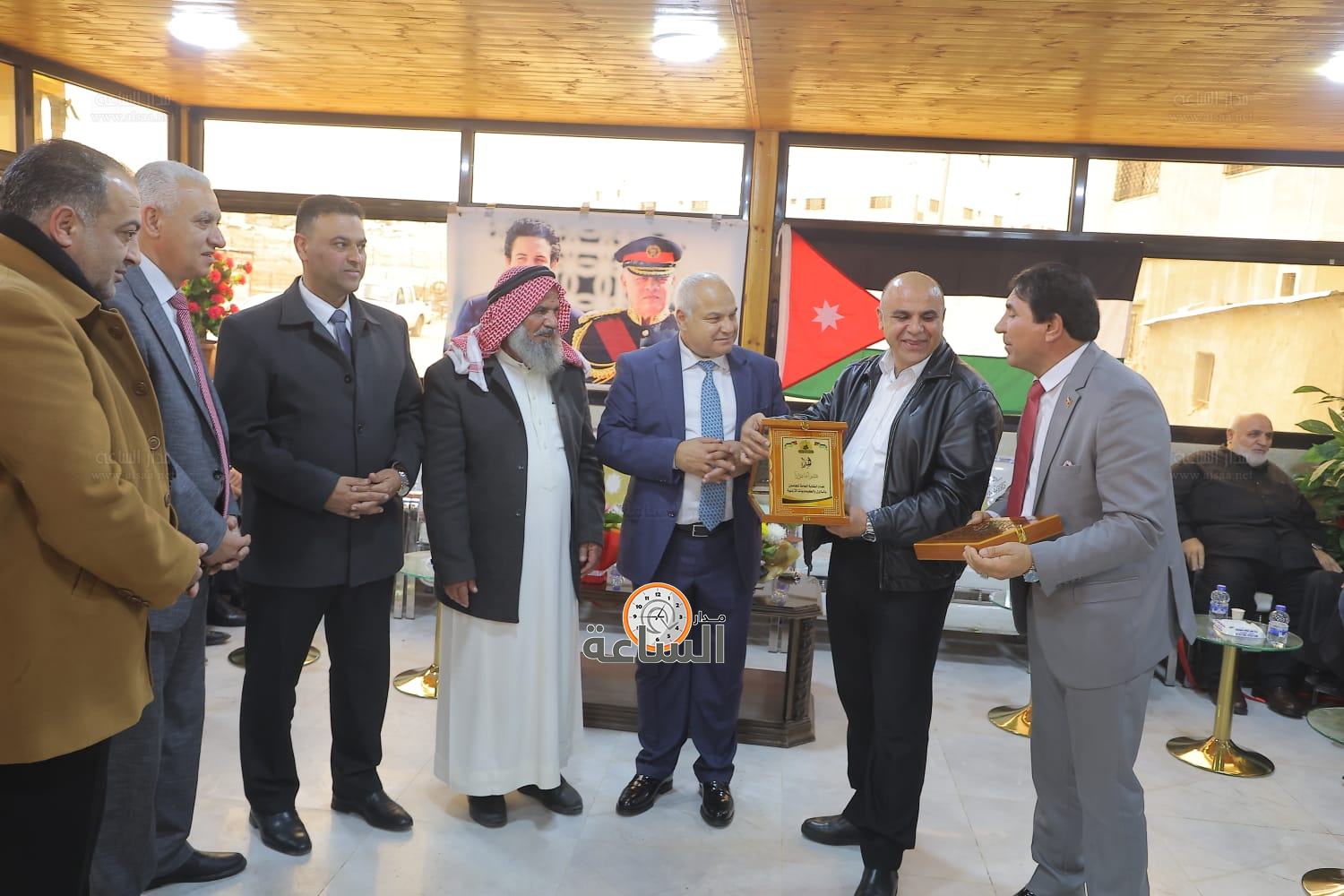 Madar Al-Saa Images 0.21350825442549382