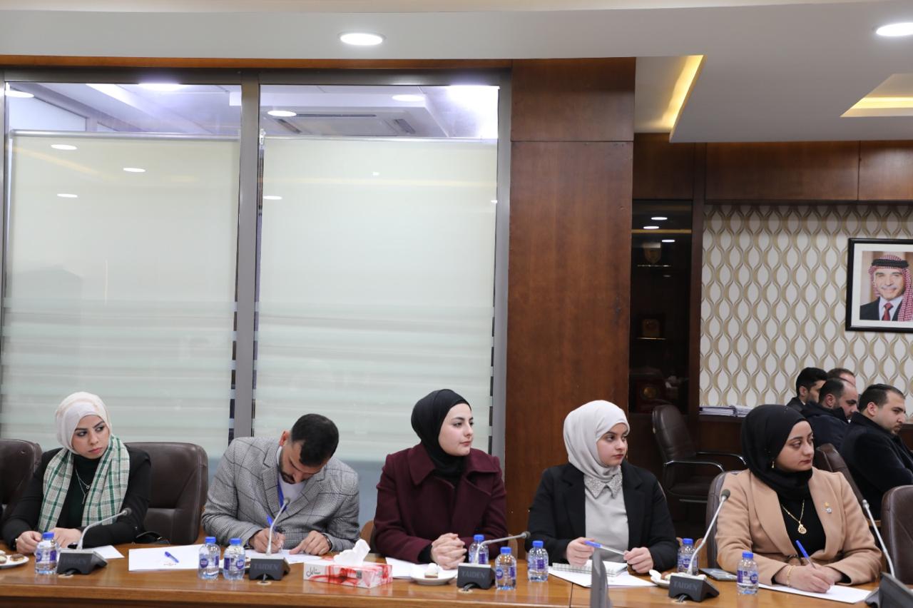 Madar Al-Saa Images 0.6258781177971098