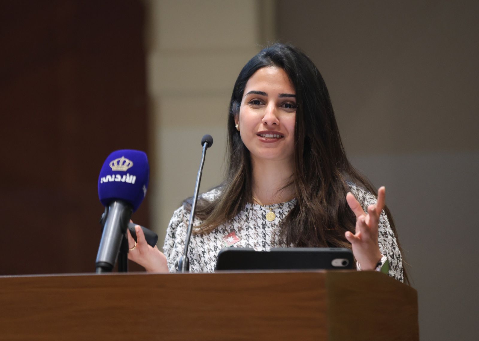 Madar Al-Saa Images 0.2553212110243801