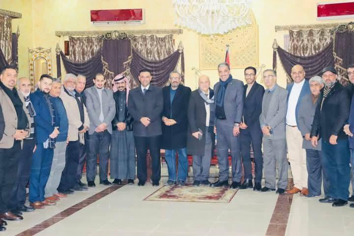 Madar Al-Saa Images 0.05700366080935804