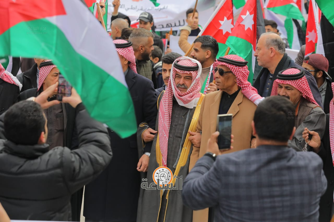 Madar Al-Saa Images 0.13006294287639175