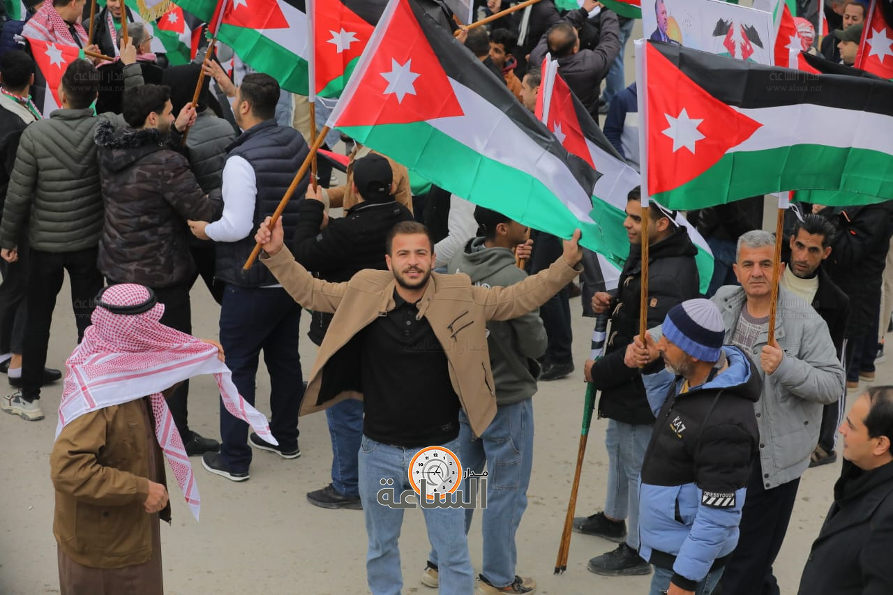 Madar Al-Saa Images 0.697439788692455