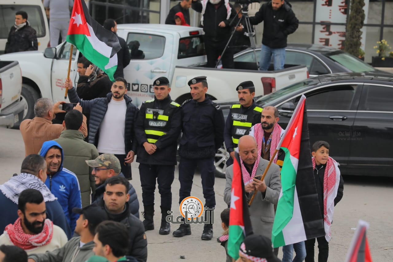 Madar Al-Saa Images 0.5396893252473047