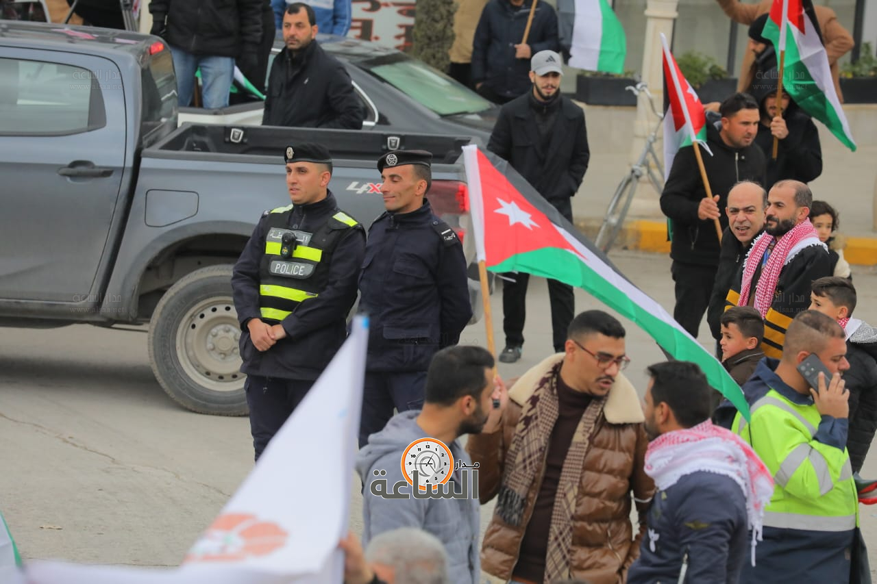 Madar Al-Saa Images 0.872039278575365