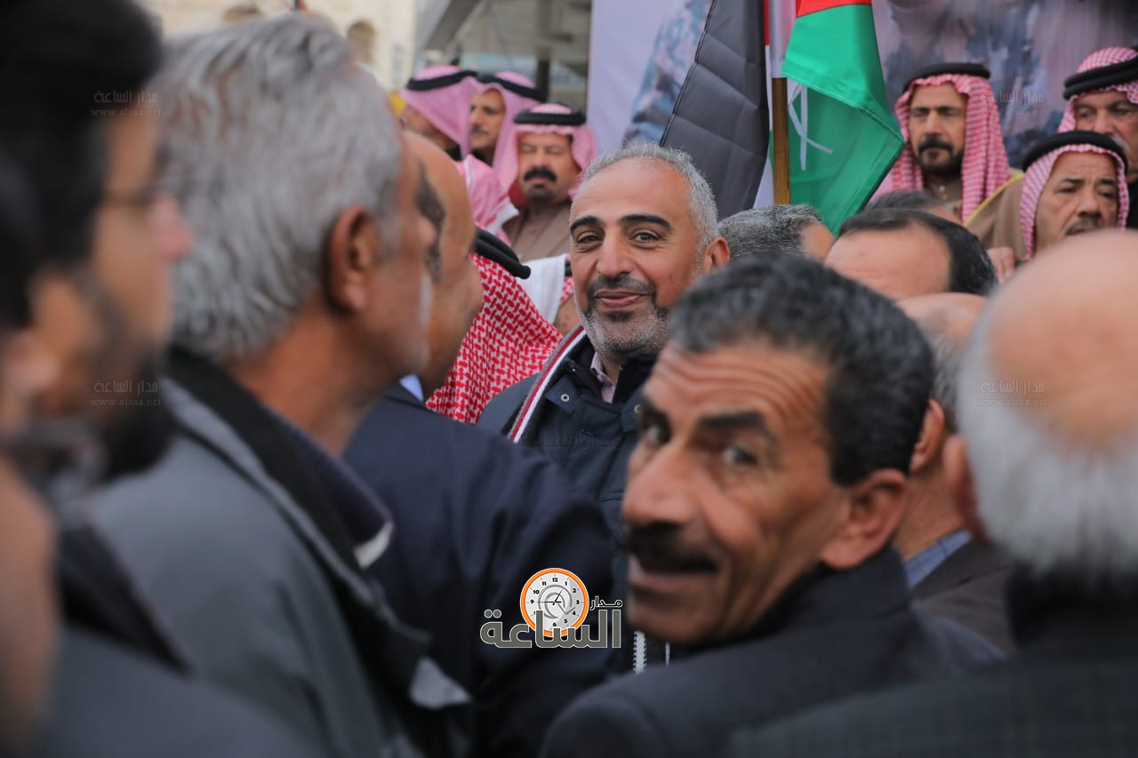 Madar Al-Saa Images 0.009249462240422668