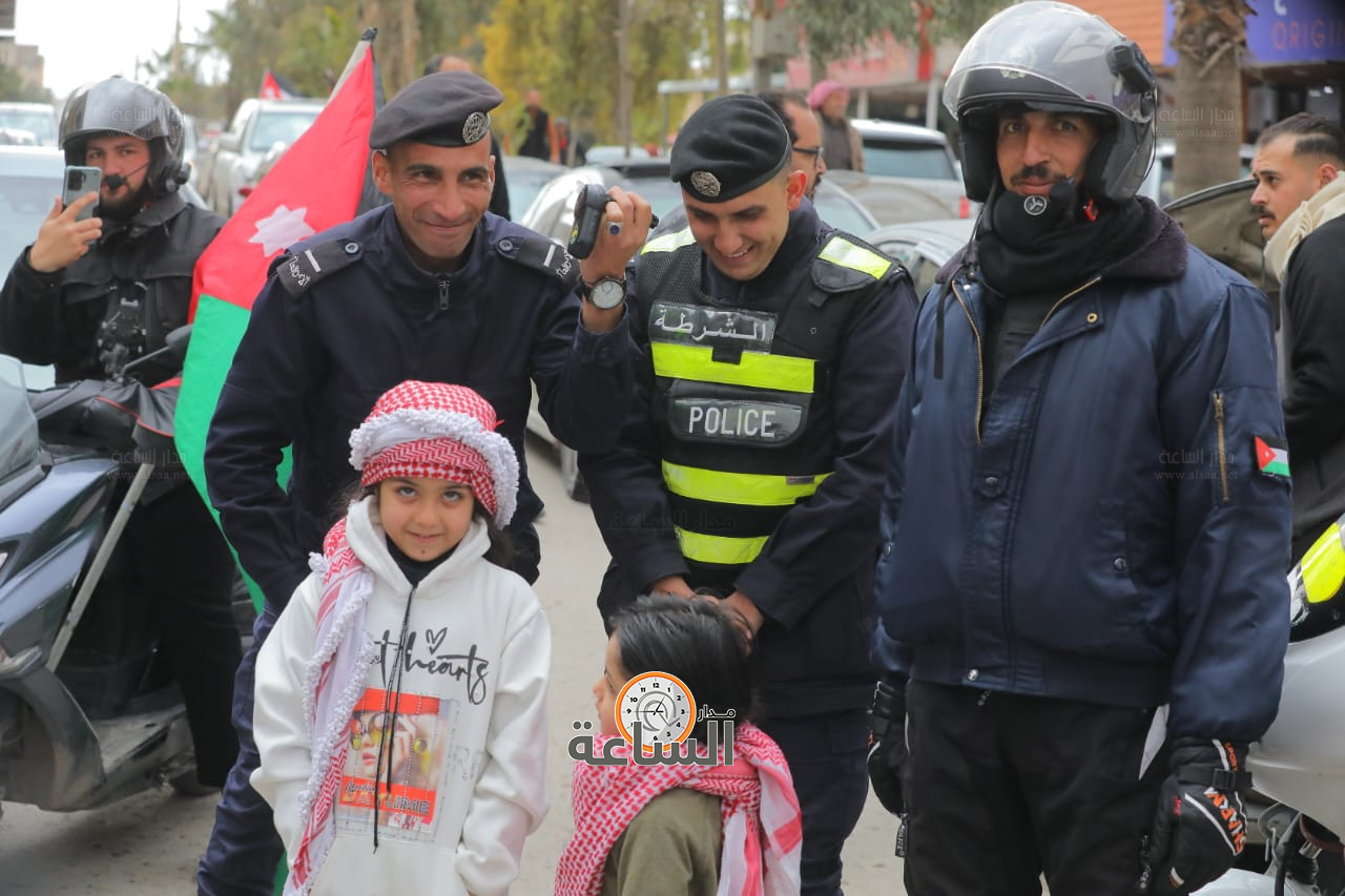 Madar Al-Saa Images 0.9837820478014512