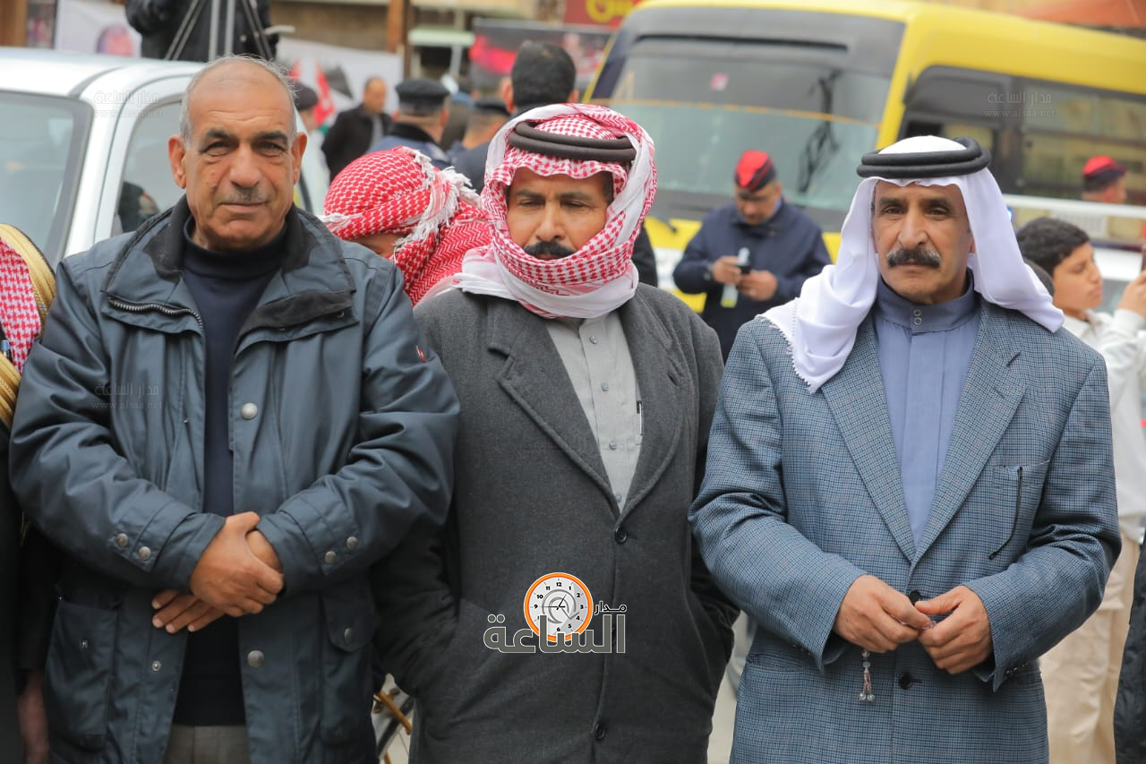 Madar Al-Saa Images 0.35810484643862117