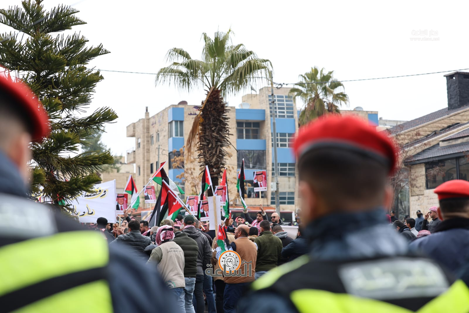 Madar Al-Saa Images 0.9363056129684293