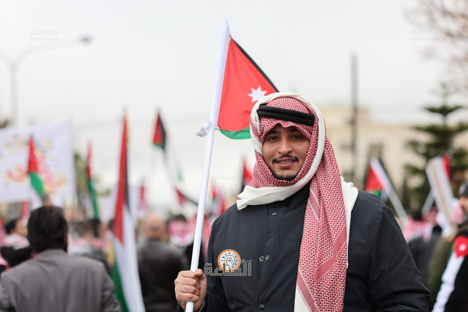 Madar Al-Saa Images 0.42157416668492353