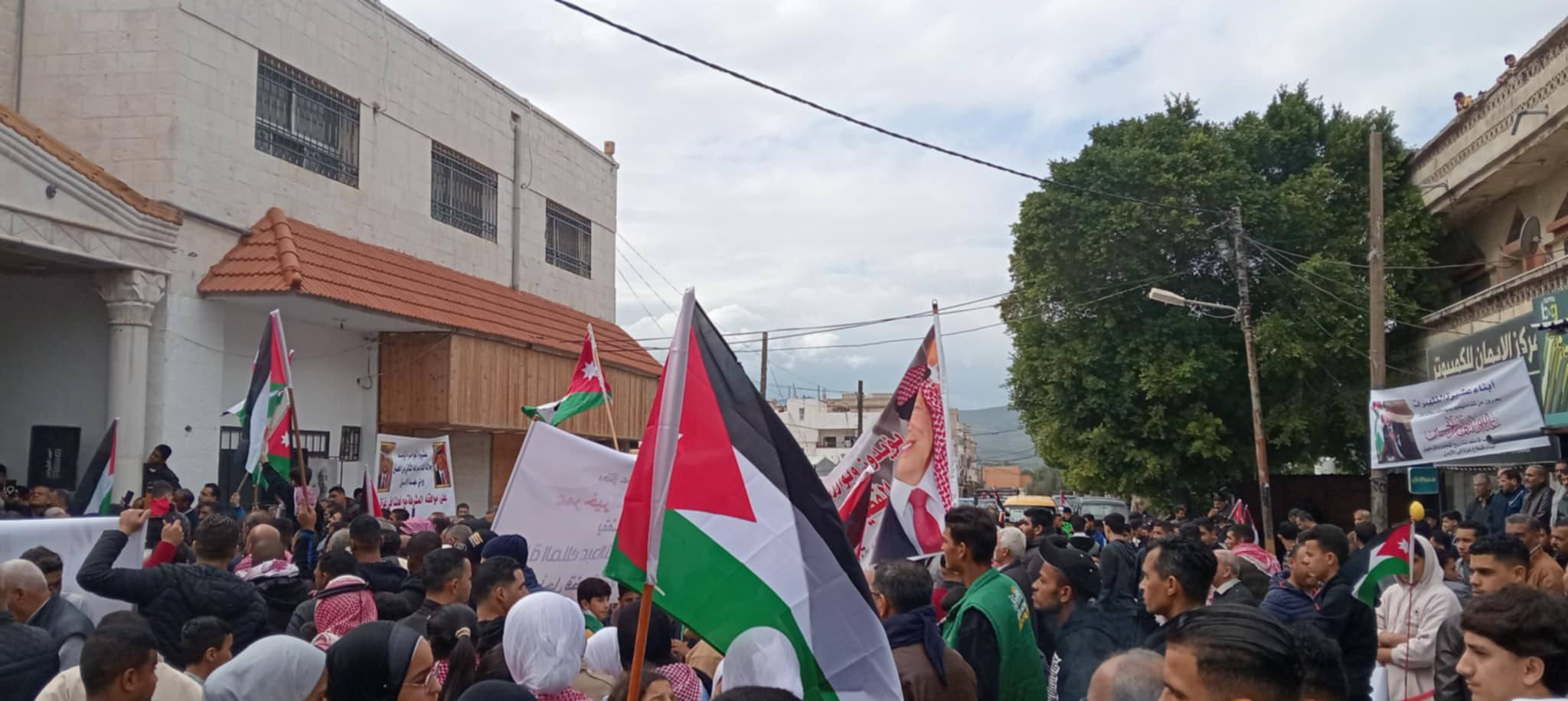 Madar Al-Saa Images 0.8928566676640717