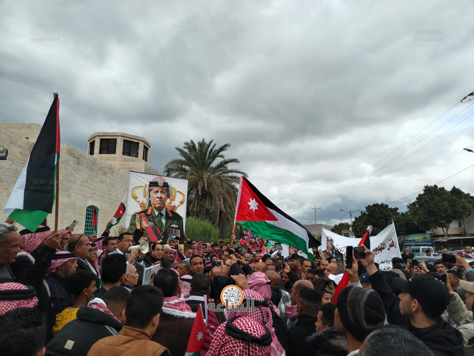 Madar Al-Saa Images 0.703695301260161