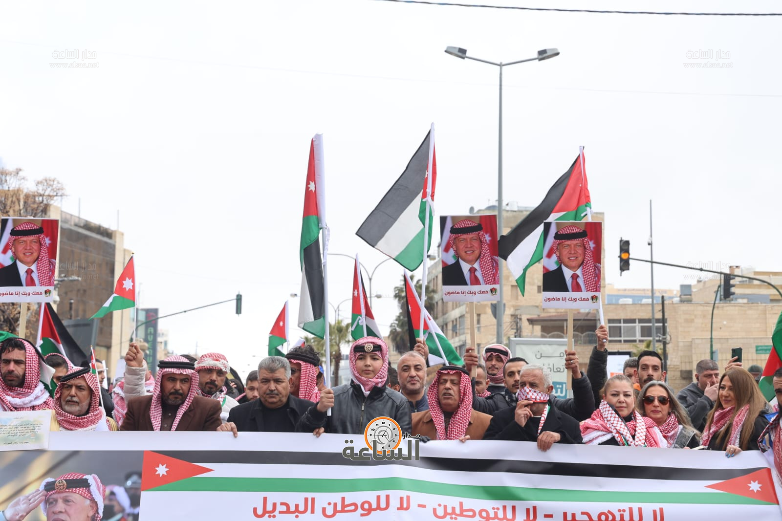 Madar Al-Saa Images 0.869766713514992