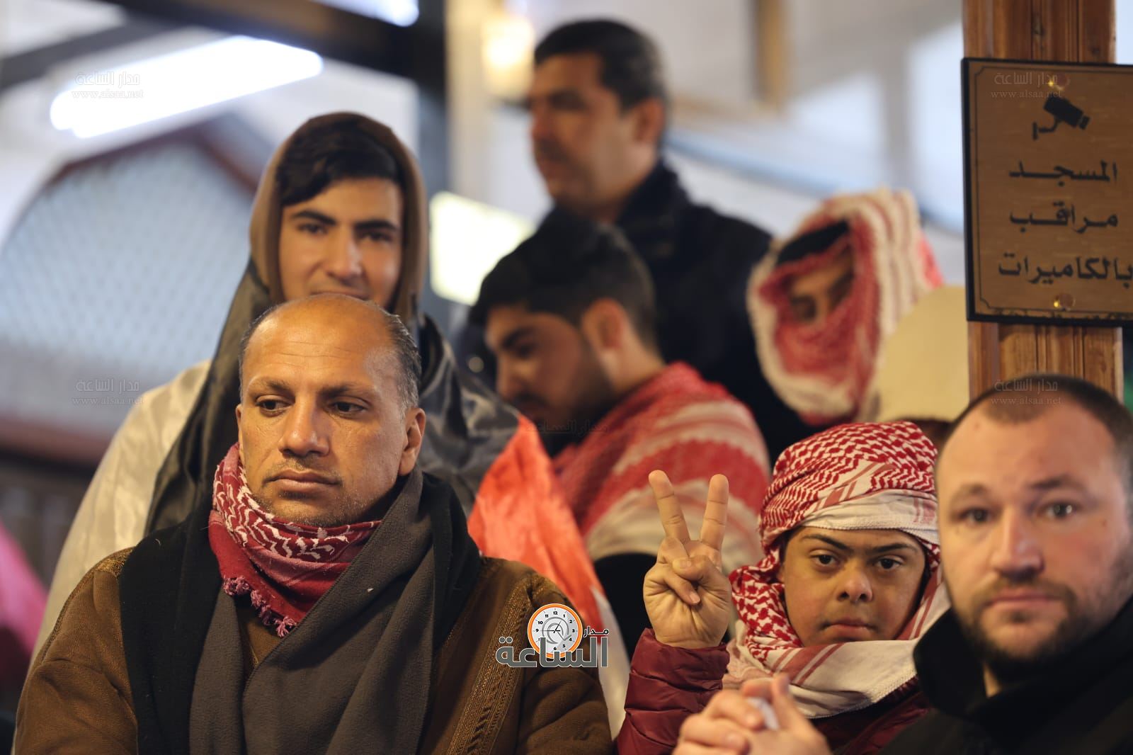 Madar Al-Saa Images 0.9144288940045862