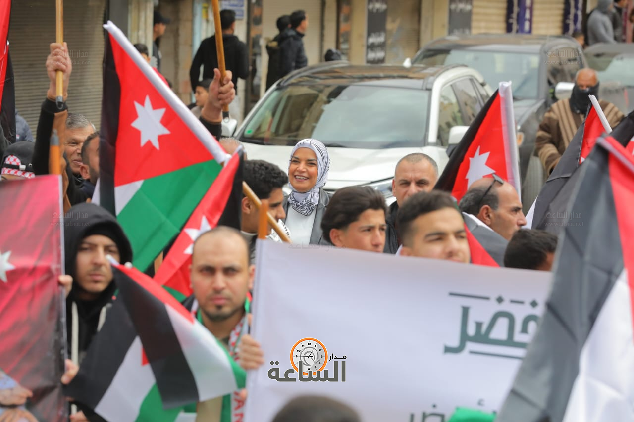 Madar Al-Saa Images 0.1012601542778786