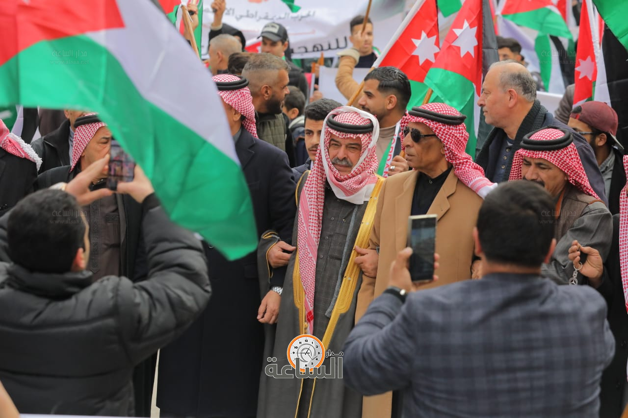 Madar Al-Saa Images 0.9471668329188476