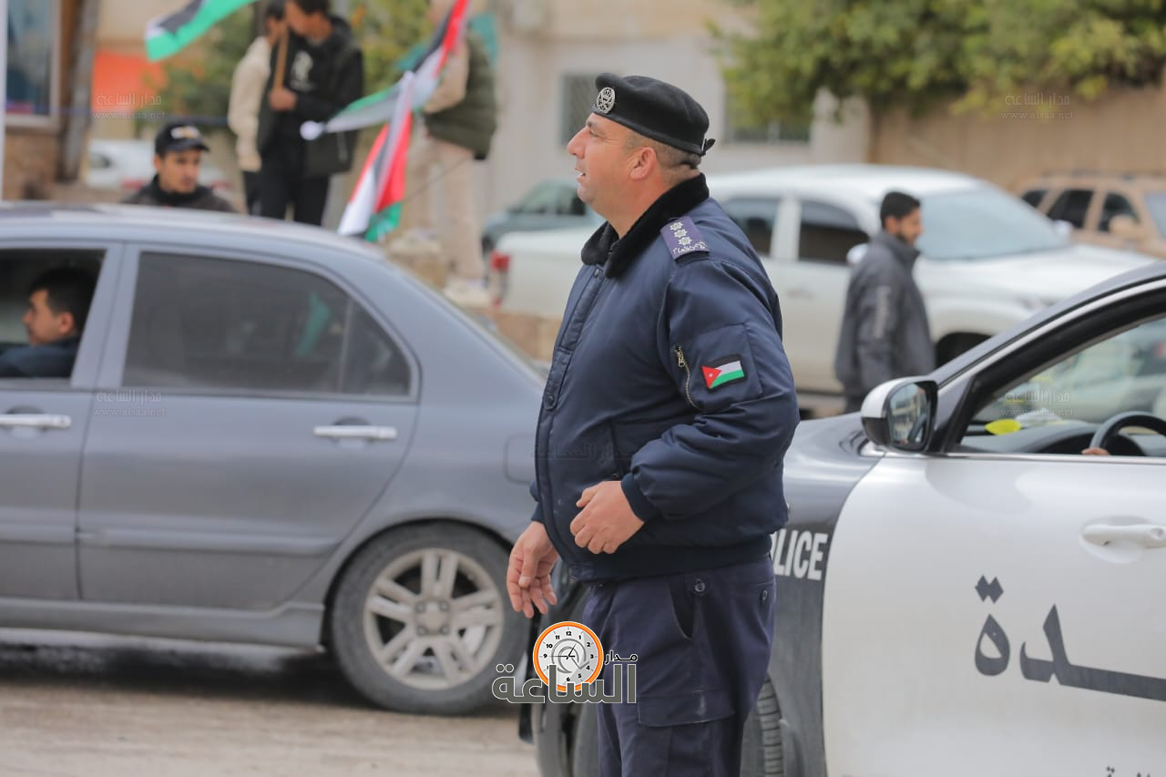 Madar Al-Saa Images 0.6829067536585902