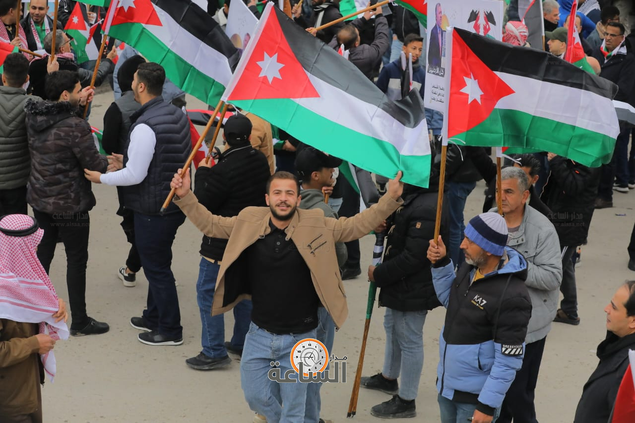 Madar Al-Saa Images 0.5848713067786304