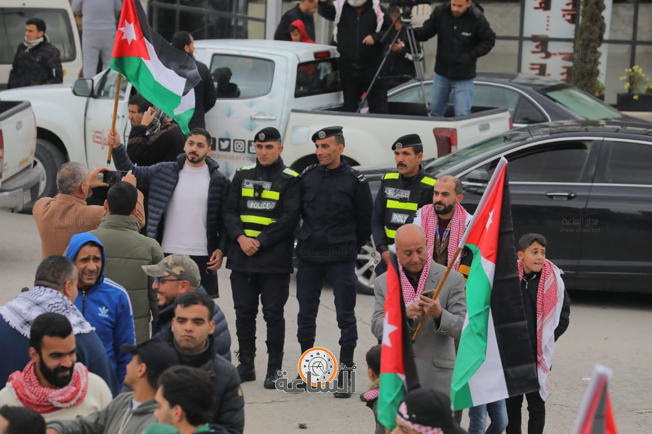 Madar Al-Saa Images 0.7057344985388696