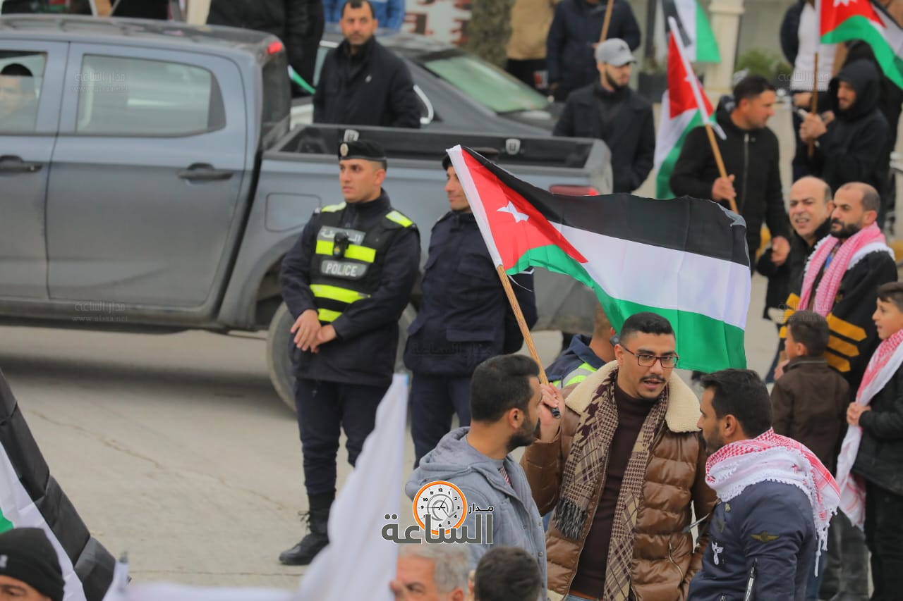 Madar Al-Saa Images 0.9710732287282071