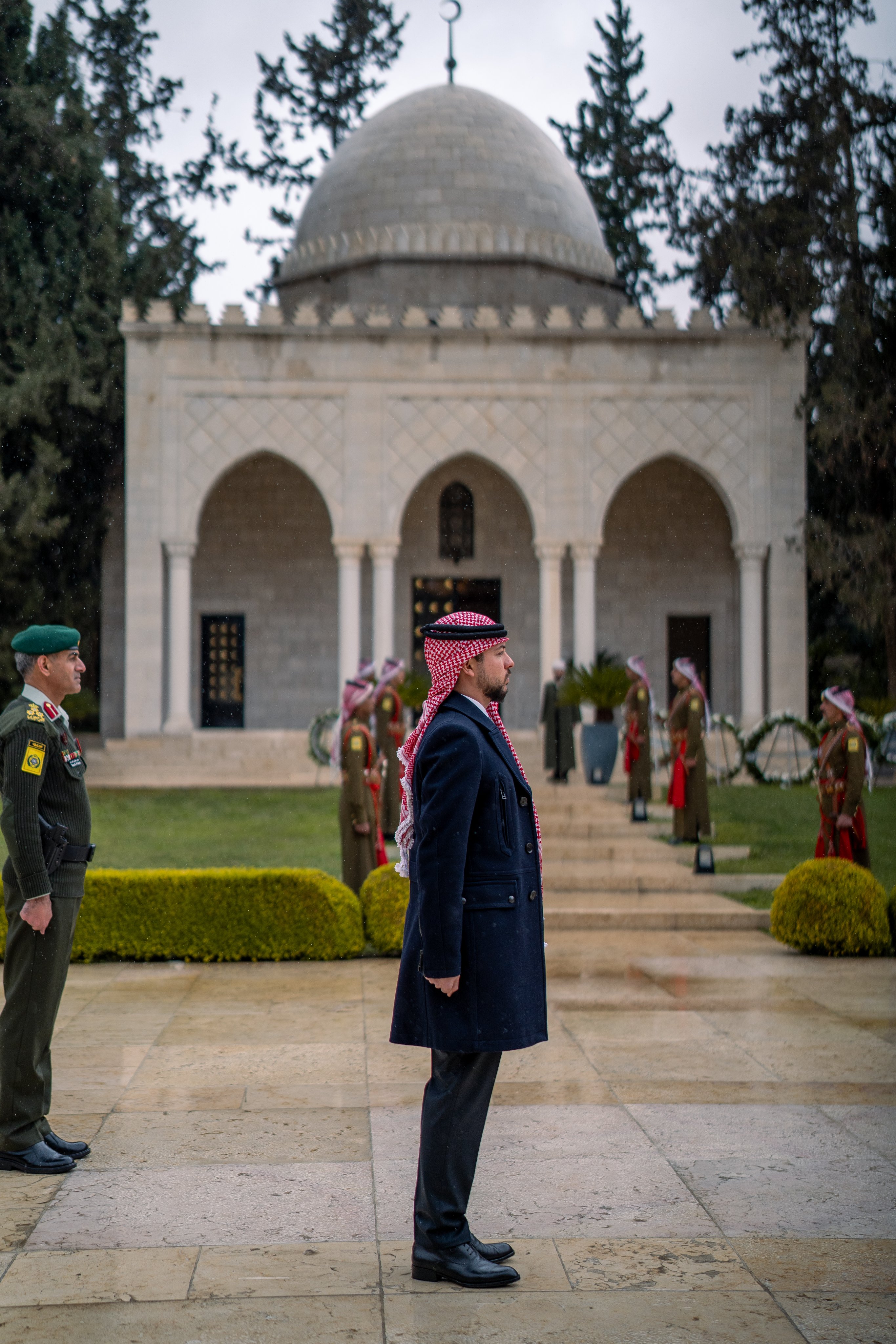 Madar Al-Saa Images 0.10260399254148145