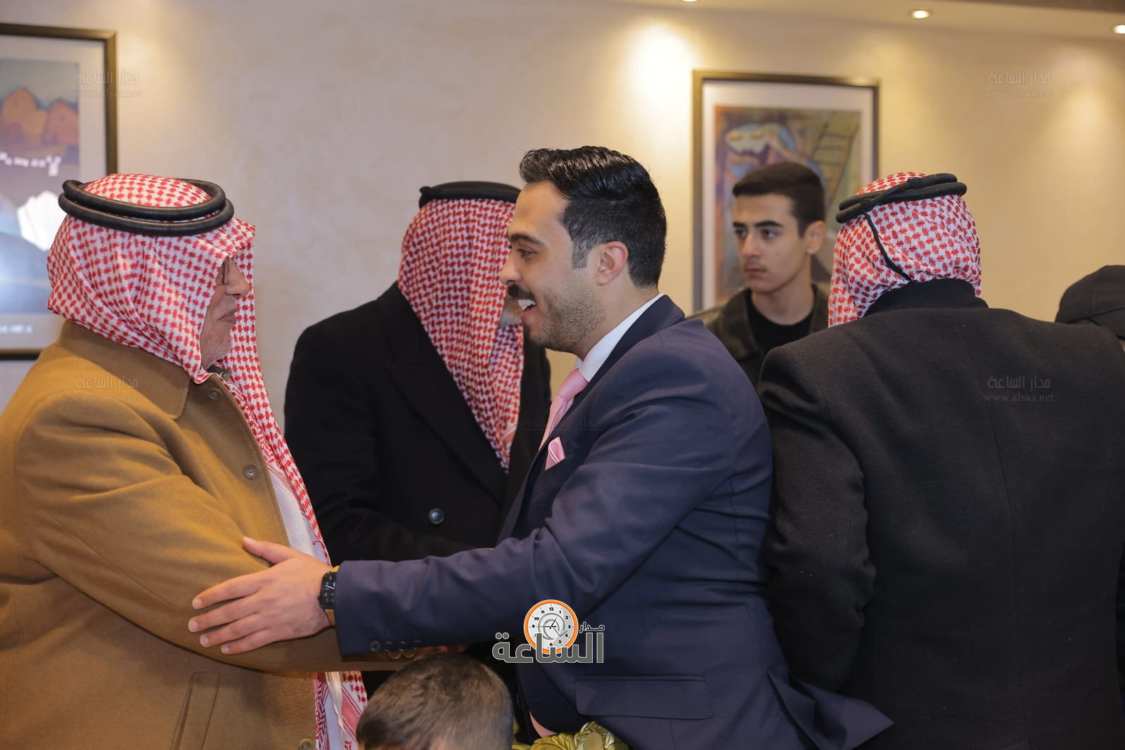 Madar Al-Saa Images 0.798265456752423