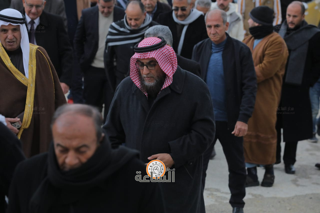 Madar Al-Saa Images 0.11354837873658785