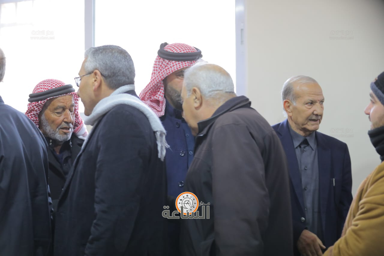 Madar Al-Saa Images 0.05611828151961151