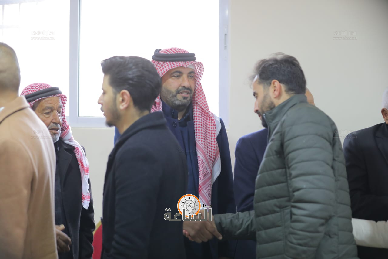 Madar Al-Saa Images 0.17619375183404773