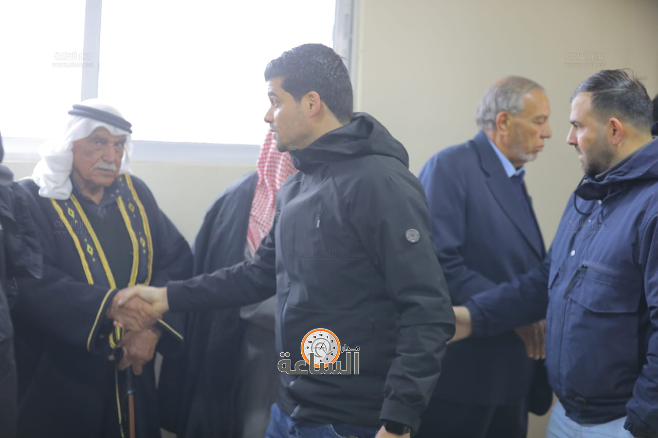 Madar Al-Saa Images 0.6614688059453162