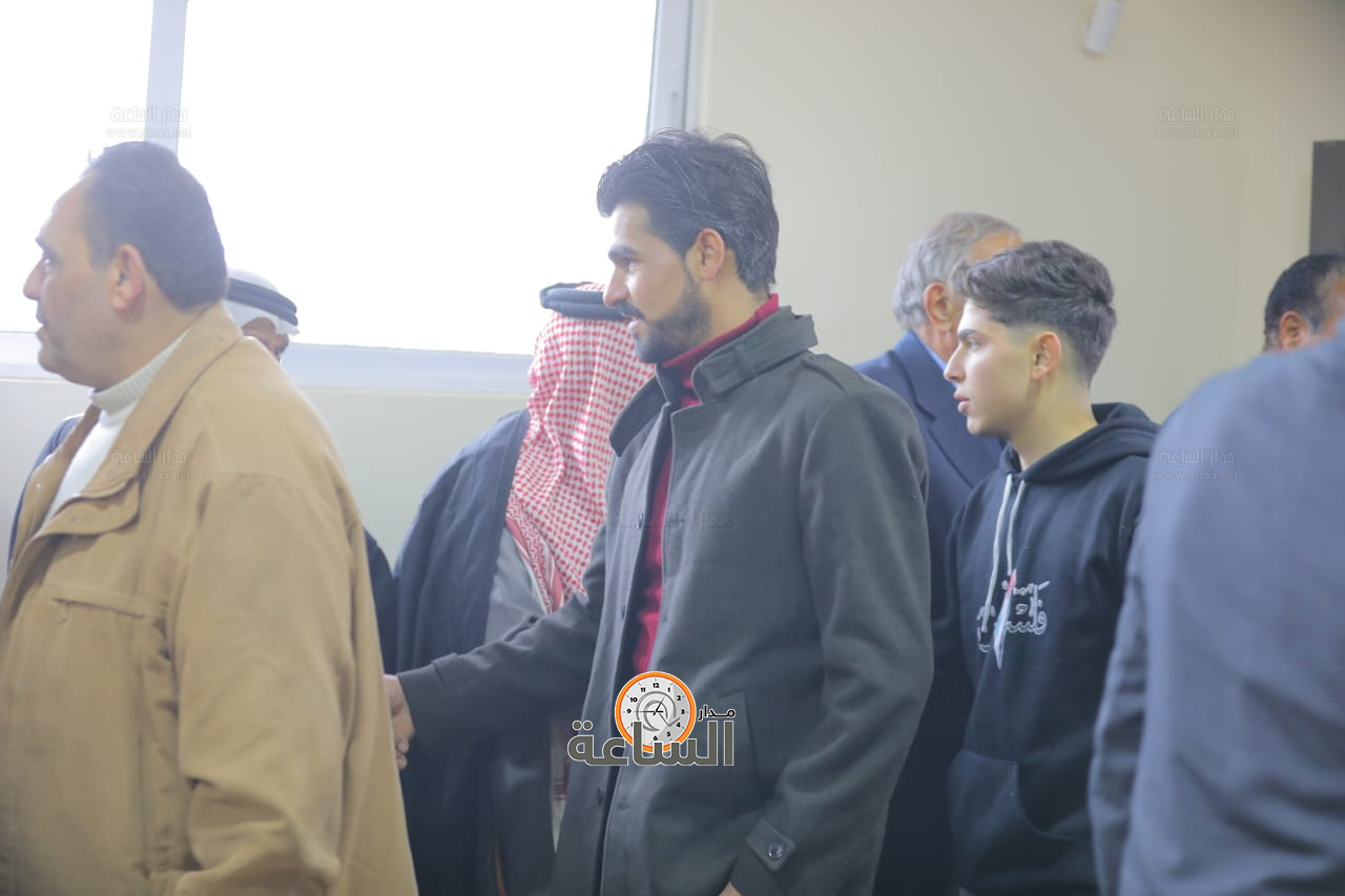 Madar Al-Saa Images 0.6956559676862002