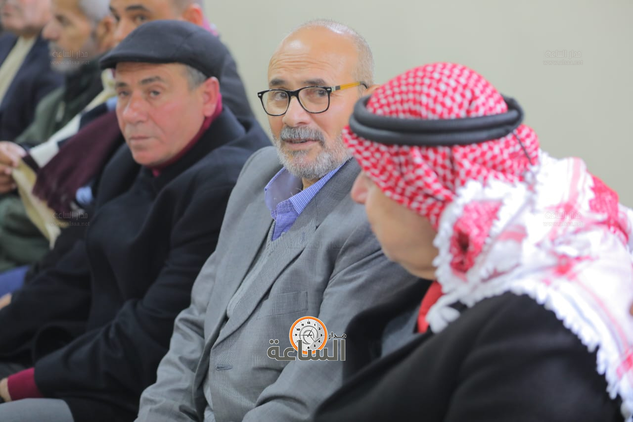 Madar Al-Saa Images 0.7202363829678085