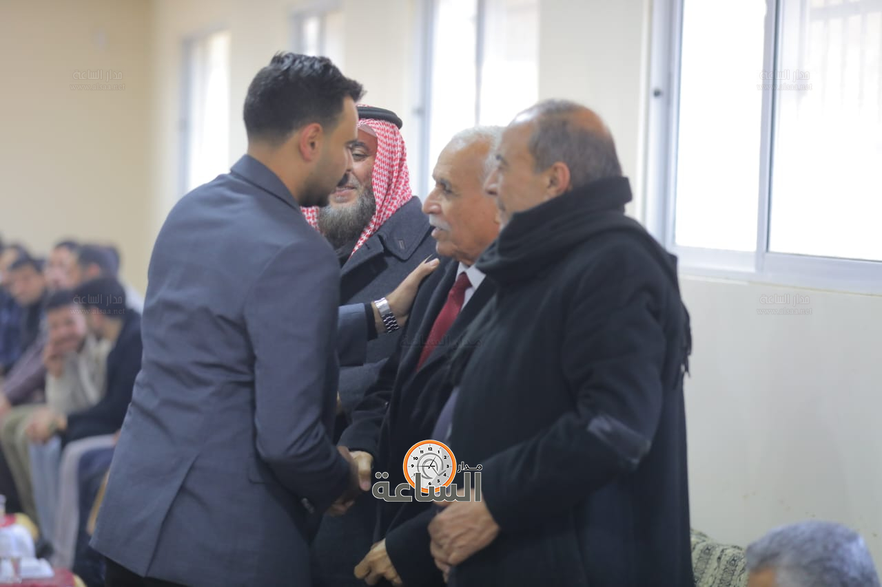 Madar Al-Saa Images 0.6426062855354533