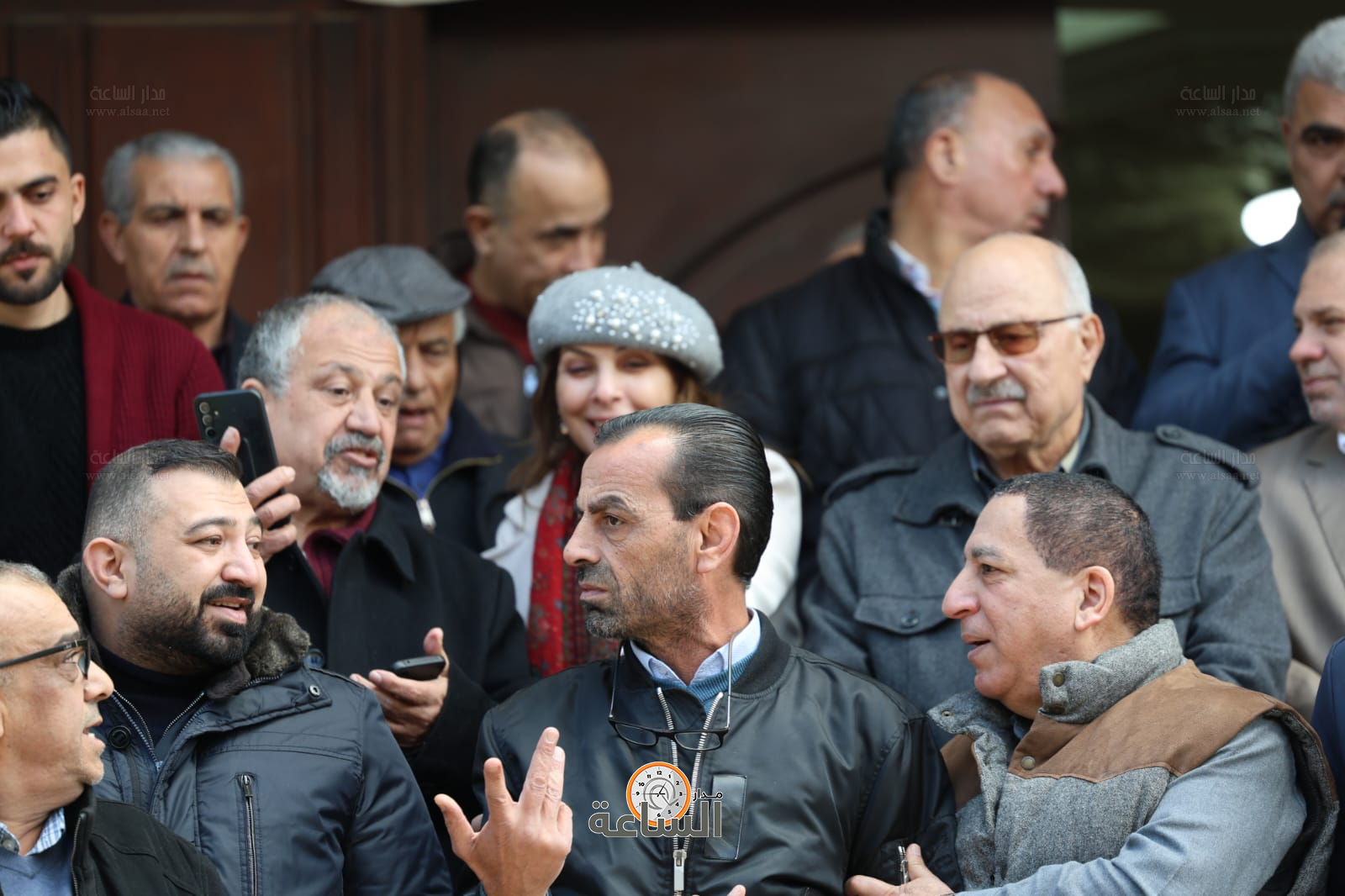 Madar Al-Saa Images 0.02695578705556434