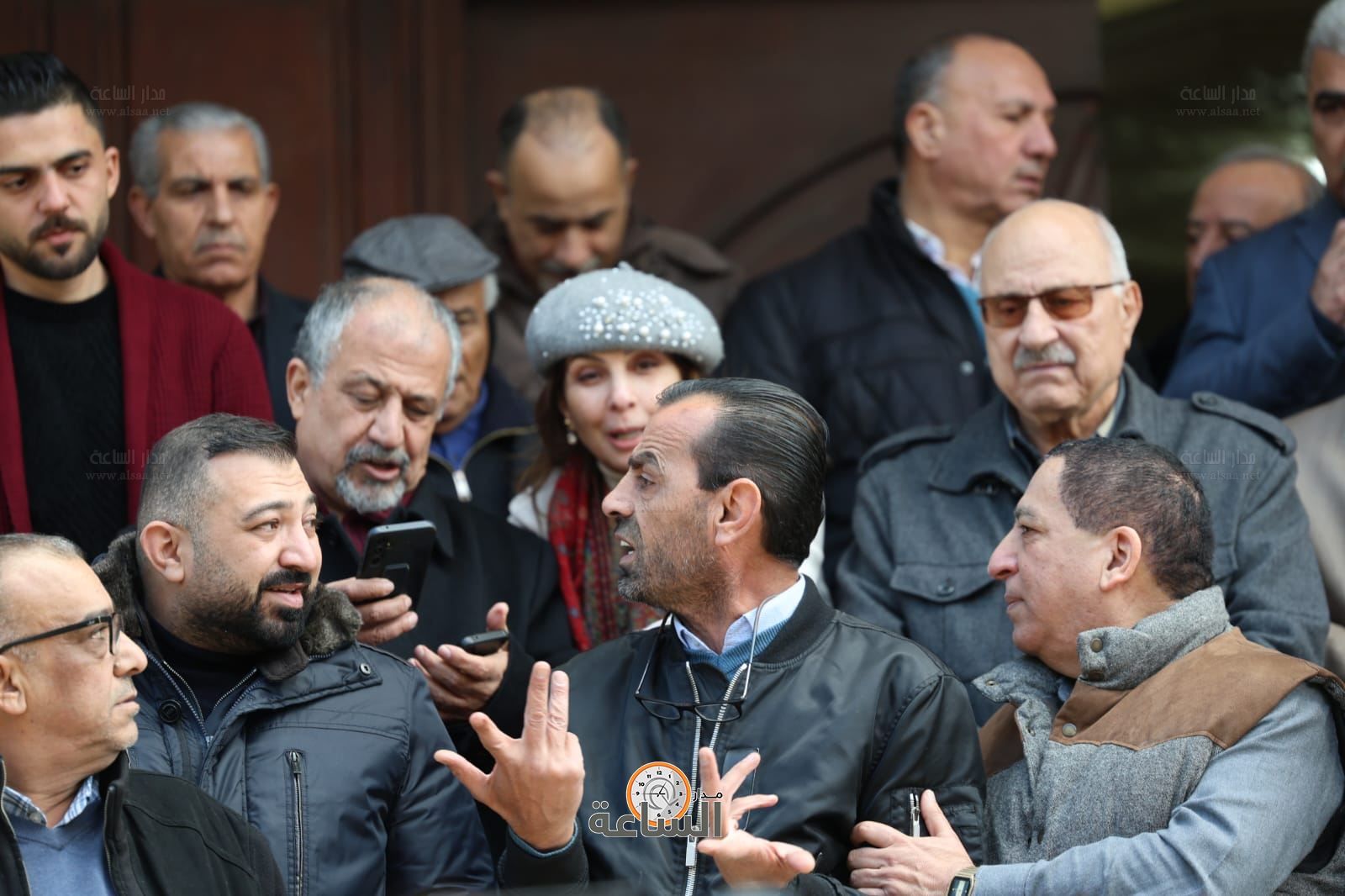 Madar Al-Saa Images 0.15805876762940674